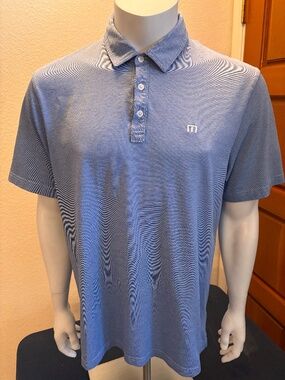Nice mens XL Travis Mathew golf polo